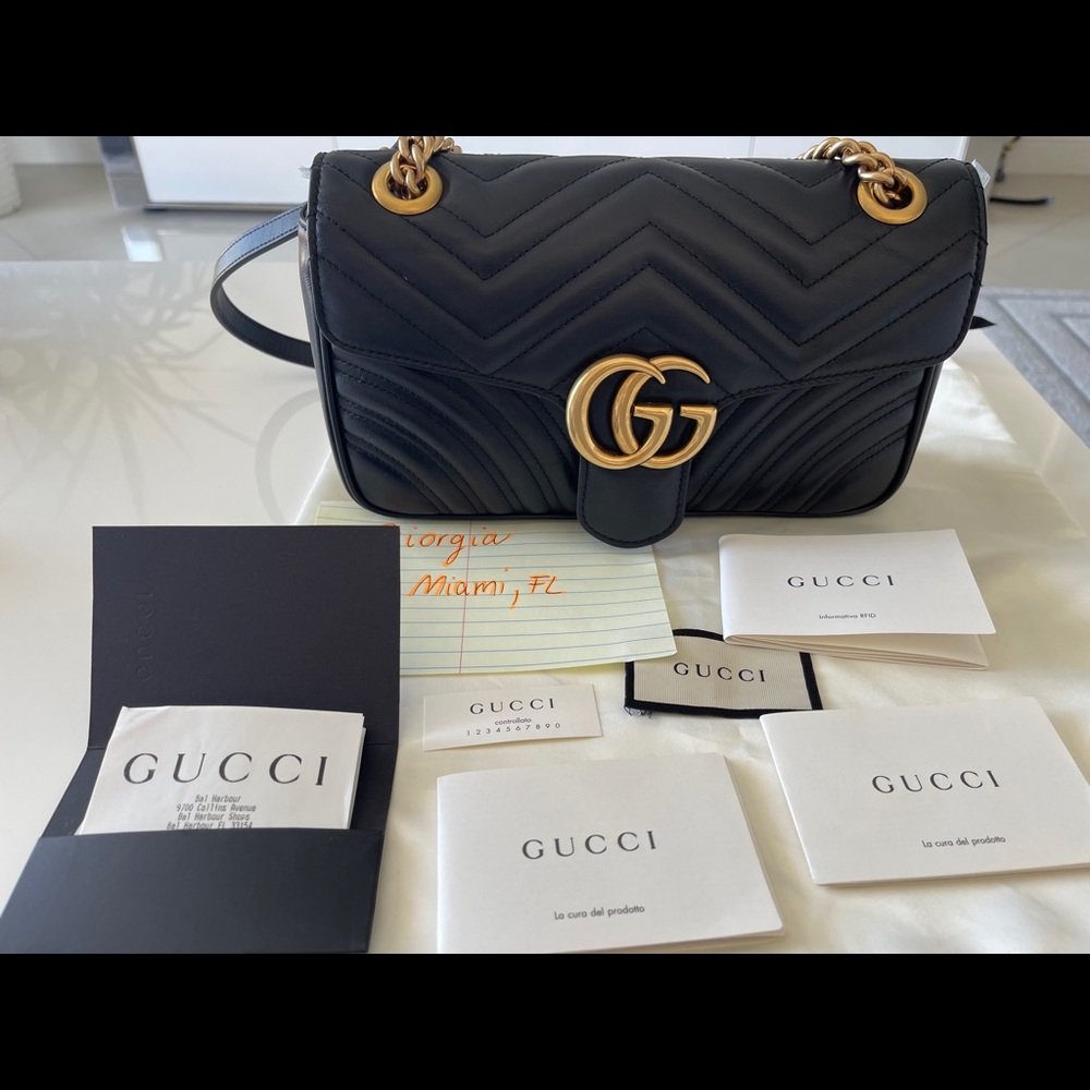 Black Gucci GG marmont small